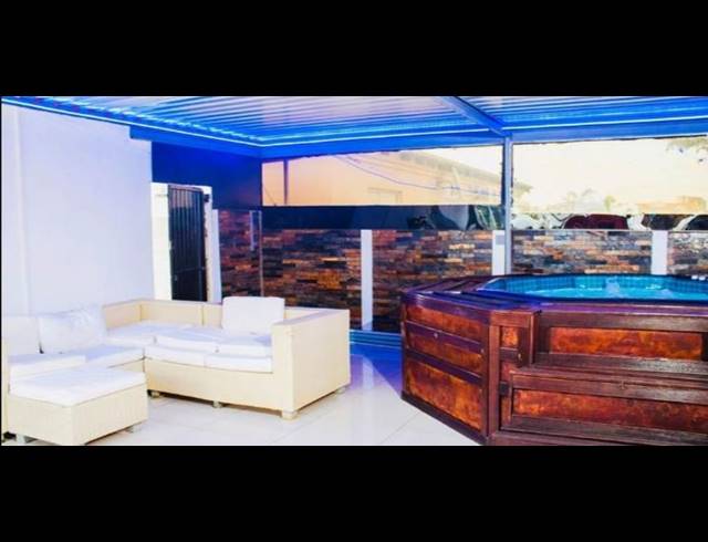 2 BEDROOM TOWNHOUSE FOR SALE IN ARBORETUM